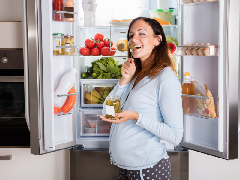 pregnant woman eating