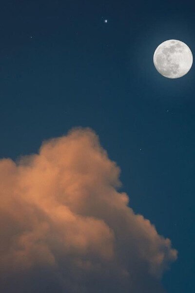 moon and clouds